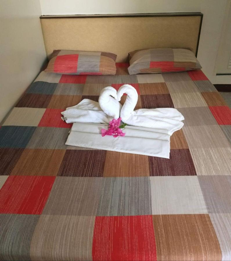Park Vil-La Apartelle เกซอนซิตี้ ภายนอก รูปภาพ