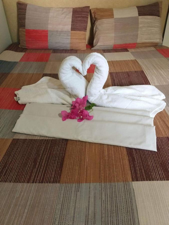 Park Vil-La Apartelle เกซอนซิตี้ ภายนอก รูปภาพ