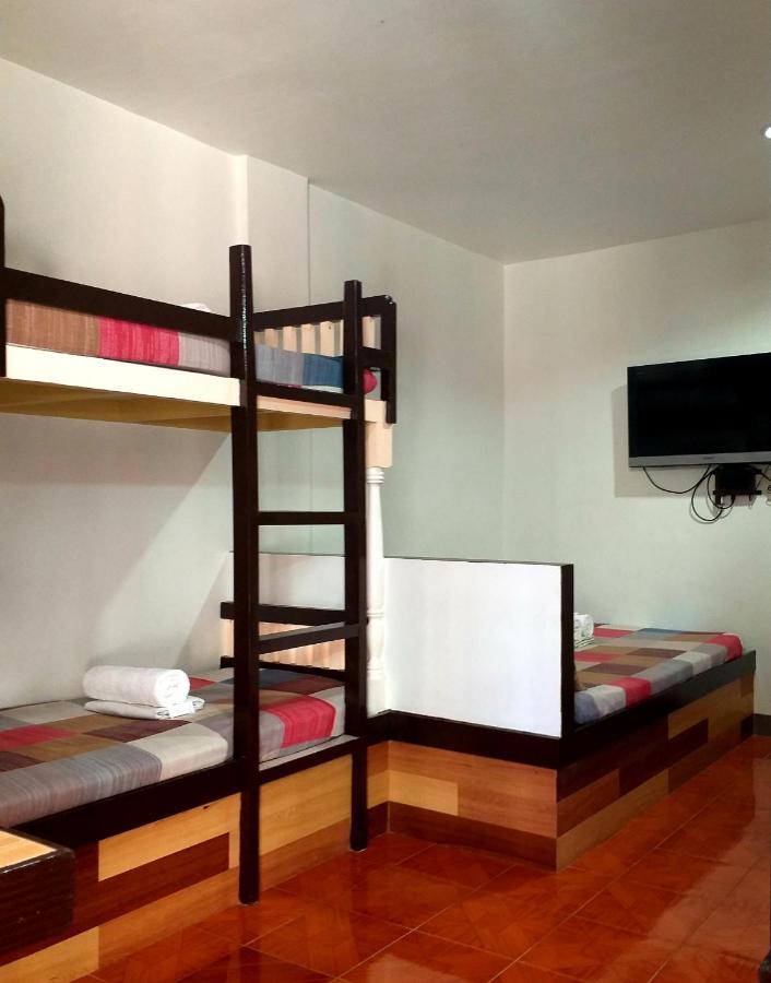 Park Vil-La Apartelle เกซอนซิตี้ ภายนอก รูปภาพ