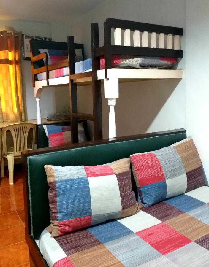 Park Vil-La Apartelle เกซอนซิตี้ ภายนอก รูปภาพ